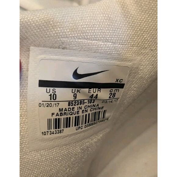 Nike Kyrie 3 White Chrome Silver Low Cut Mens Basketball 852395-103 Size 10 - Picture 2 of 9